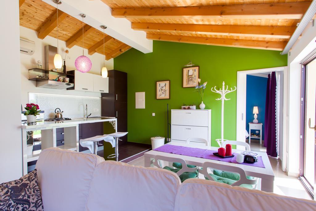 Premium Central Apartments Врсар Экстерьер фото