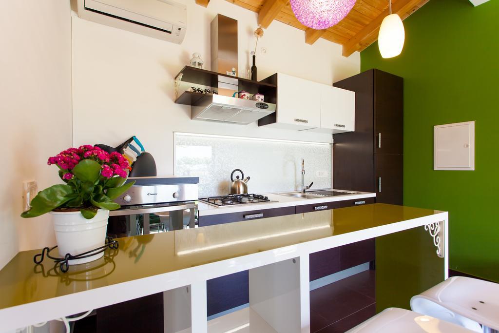 Premium Central Apartments Врсар Экстерьер фото